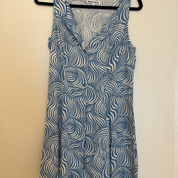 Reformation Rilynn Dress- Wave Print - Picture 2 of 4